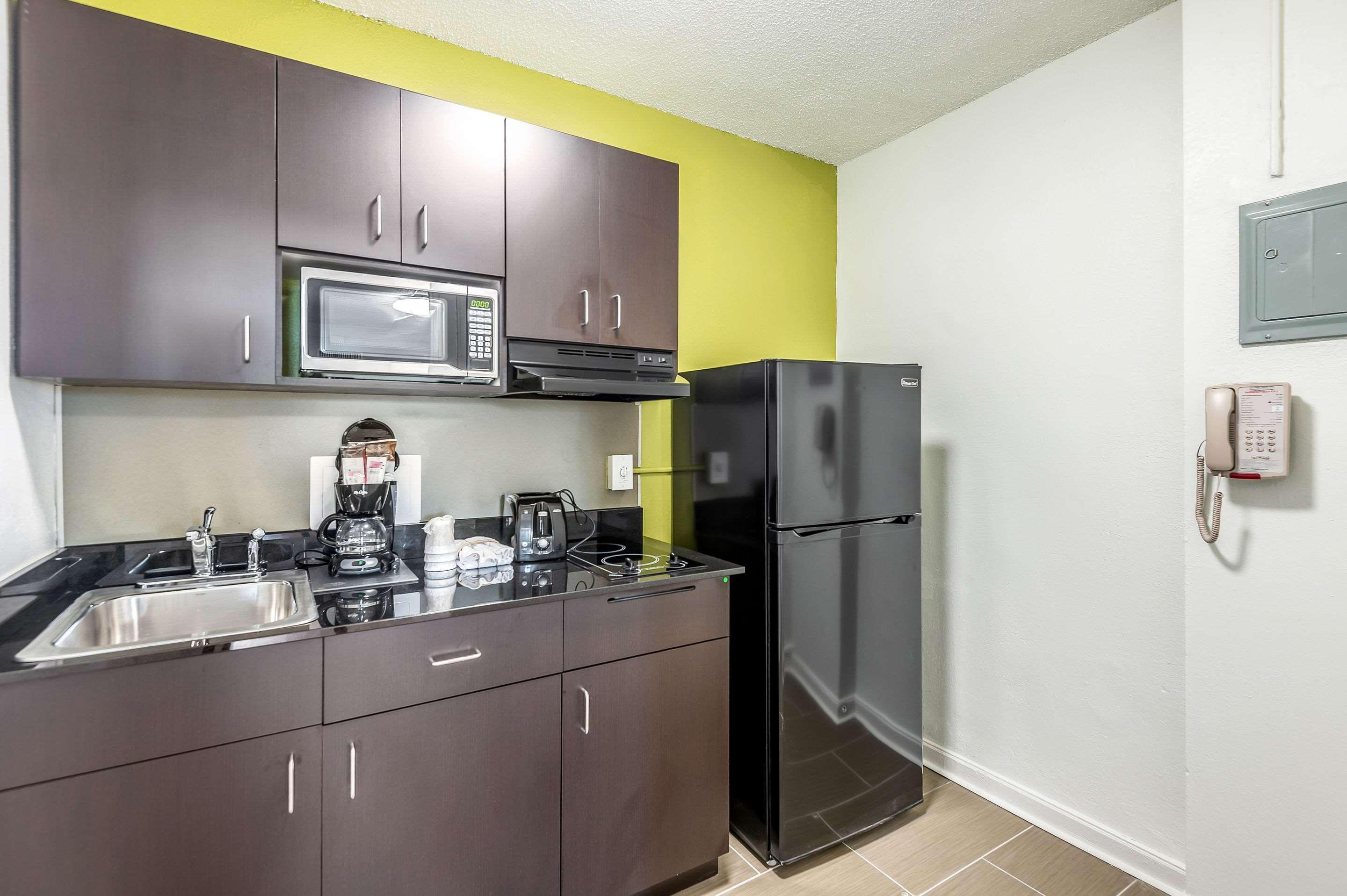 Quality Inn & Suites Kansas City Downtown Екстер'єр фото