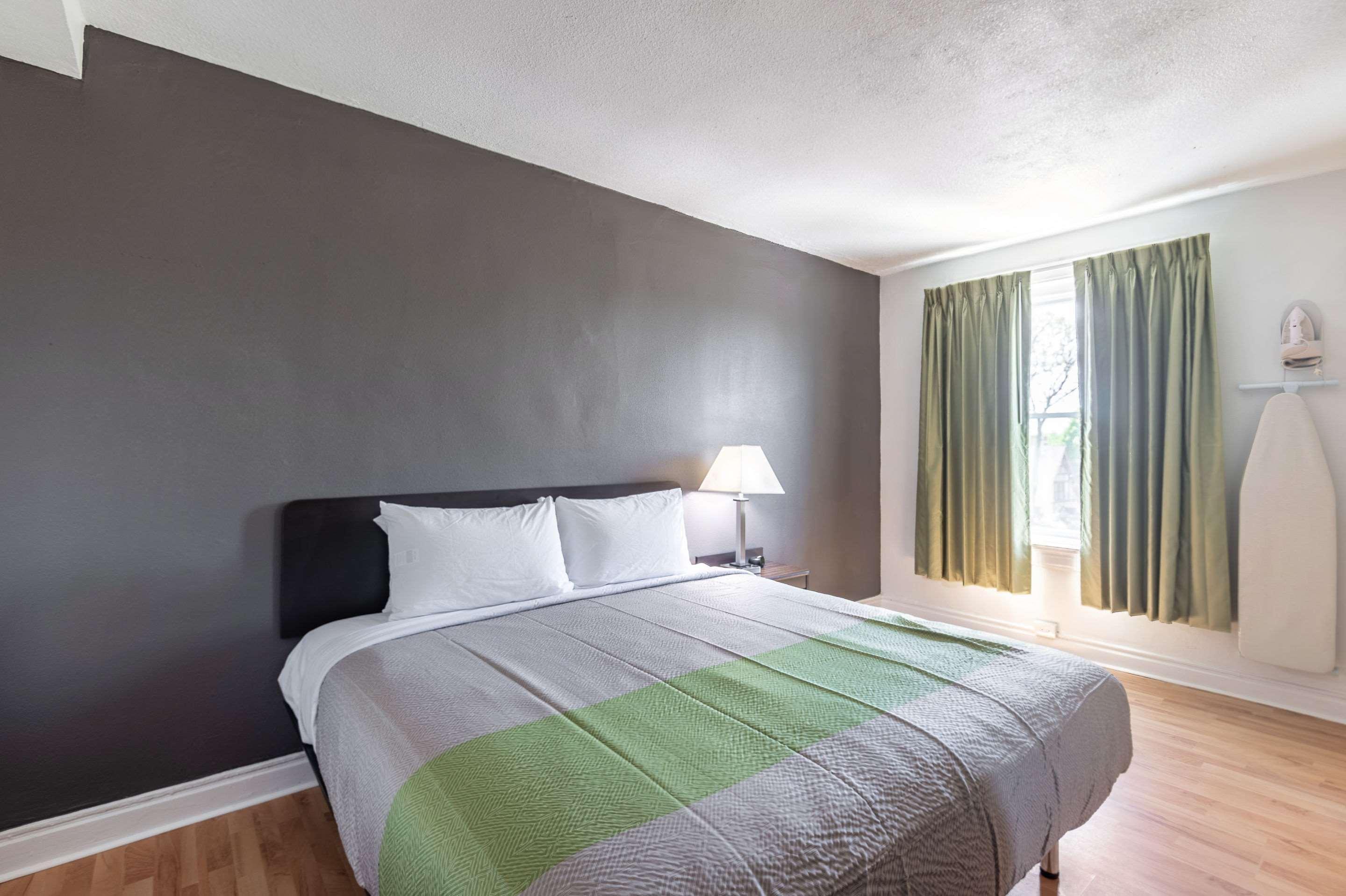 Quality Inn & Suites Kansas City Downtown Екстер'єр фото
